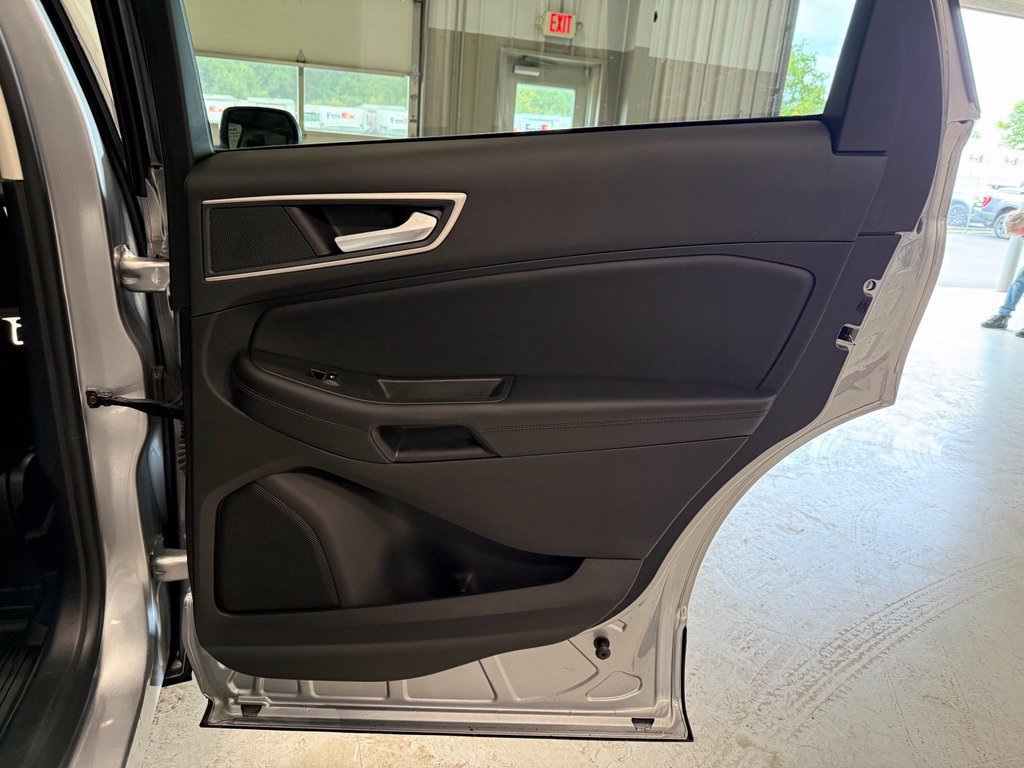 Certified 2023 Ford Edge SEL w/ Convenience Package AWD/4WD image 33
