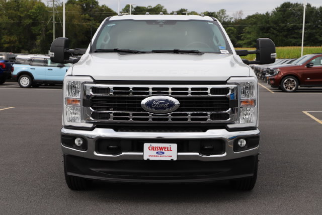 Certified 2025 Ford F350 XLT AWD/4WD image 5