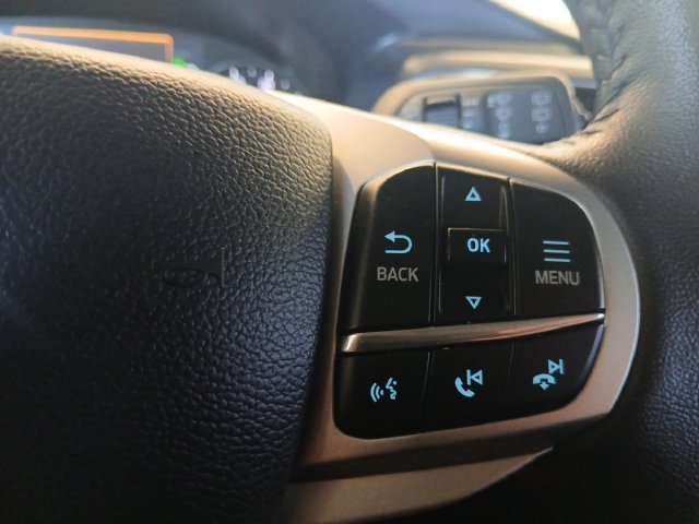 Certified 2024 Ford Explorer XLT w/ Equipment Group 202A RWD image 8