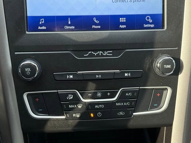 Certified 2020 Ford Fusion SE image 11