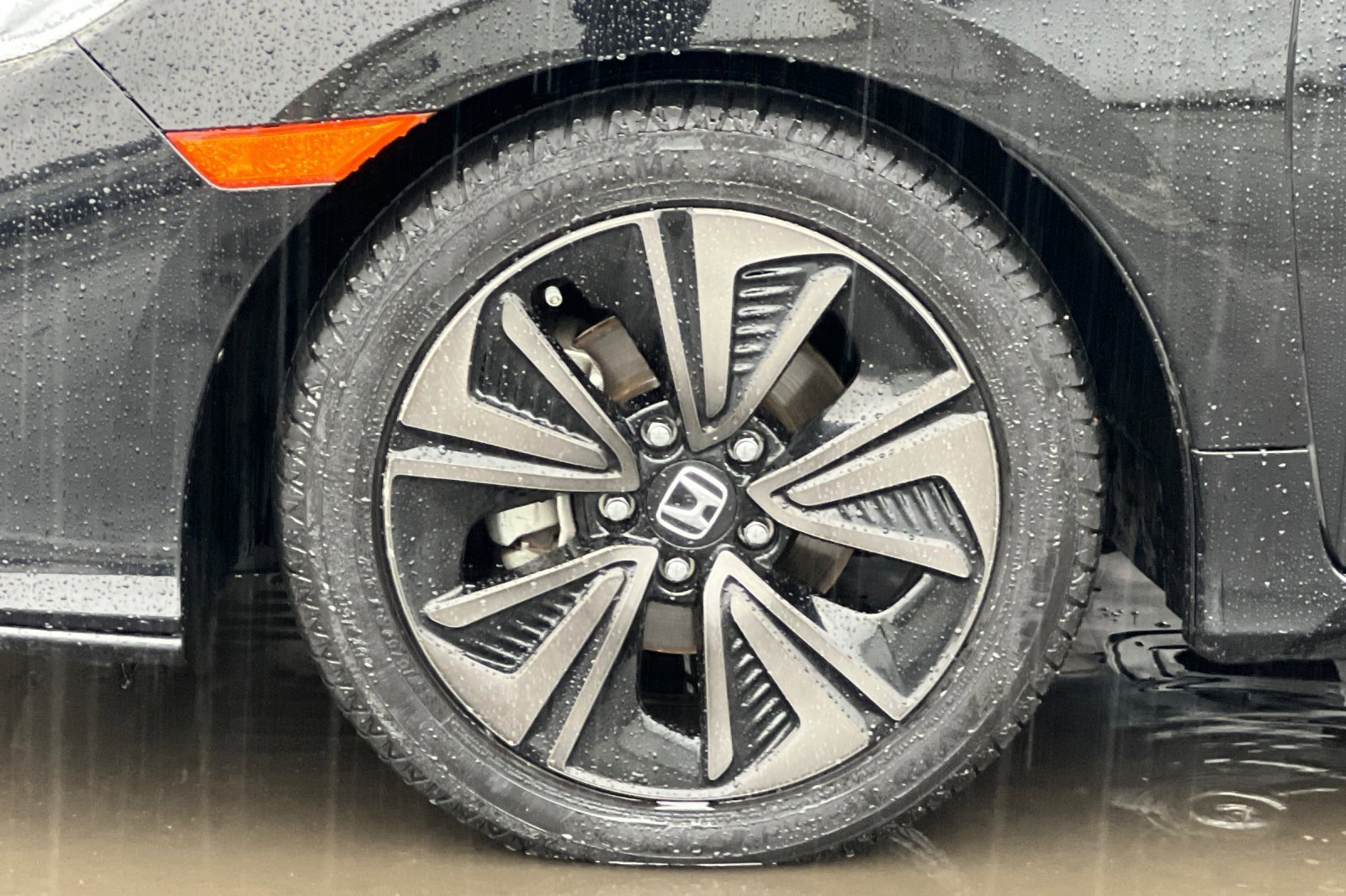 Used 2018 Honda Civic EX image 26