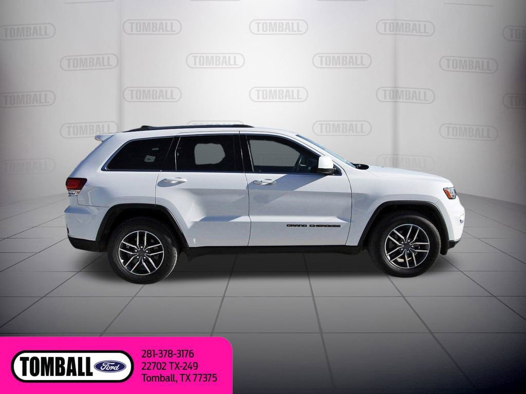 Used 2020 Jeep Grand Cherokee Laredo w/ 18" Wheel & 8.4" Radio Group image 8