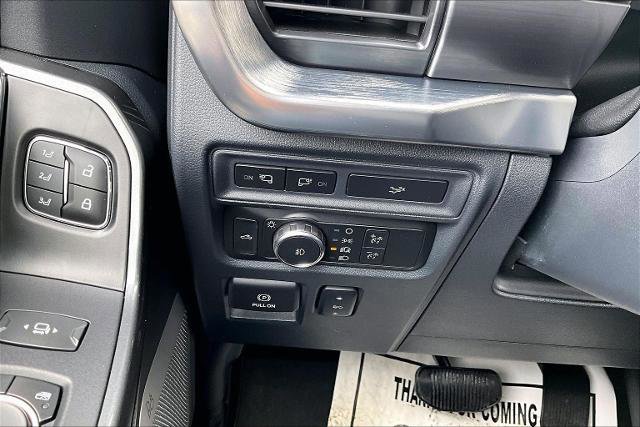 Certified 2022 Ford F150 Lariat w/ Equipment Group 502A High image 33