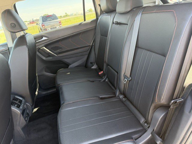 Used 2024 Volkswagen Tiguan Wolfsburg Edition AWD/4WD image 26