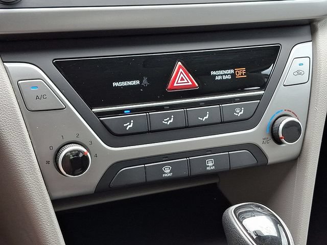 Used 2017 Hyundai Elantra SE w/ Cargo Package FWD image 15
