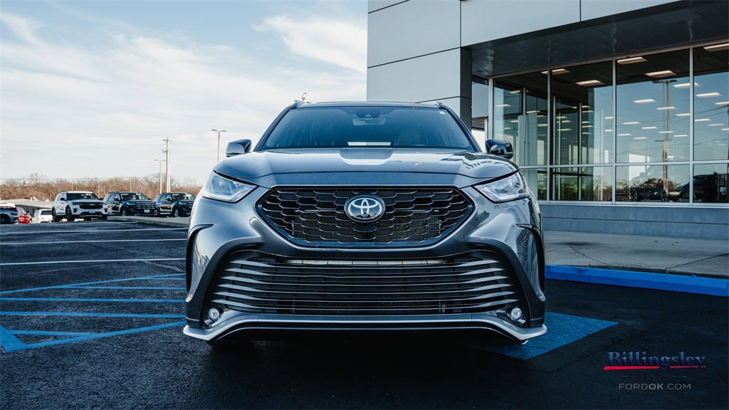 Used 2022 Toyota Highlander XSE image 7