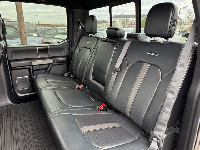 Certified 2019 Ford F150 Platinum w/ Equipment Group 701A Luxury image 17