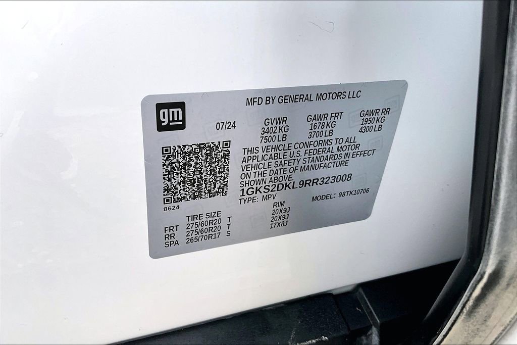 Used 2024 GMC Yukon Denali w/ Advanced Technology Package AWD/4WD image 36