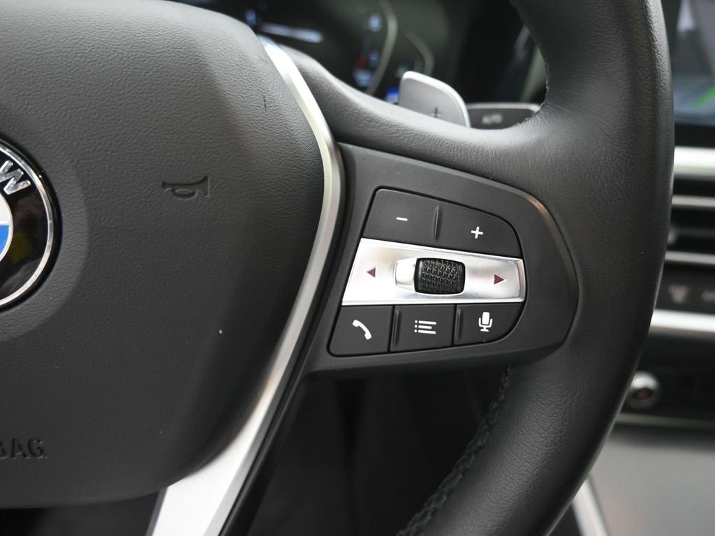 Used 2022 BMW 330i Sedan image 16