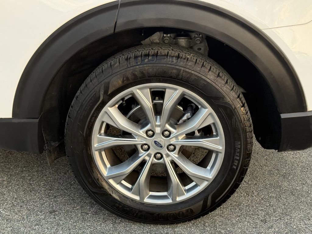 Certified 2020 Ford Explorer XLT w/ Equipment Group 202A image 26