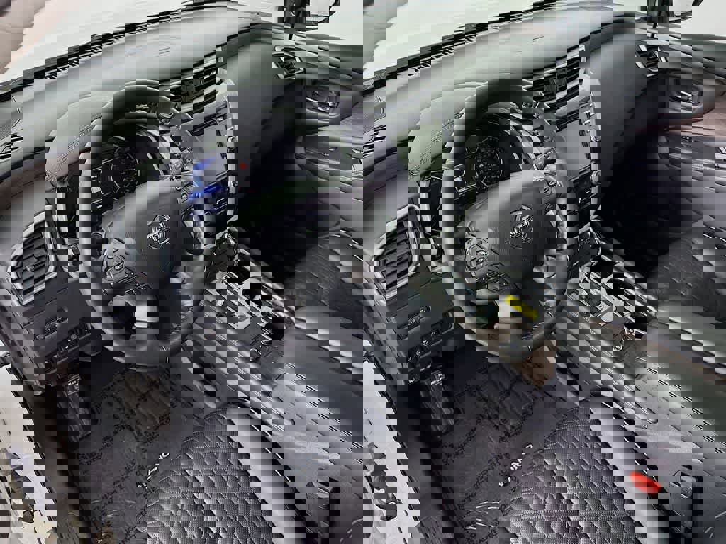 Used 2020 Nissan Murano Platinum image 2