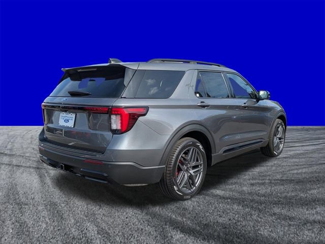Certified 2026 Ford Explorer ST-Line w/ ST-Line Street Pack RWD image 4