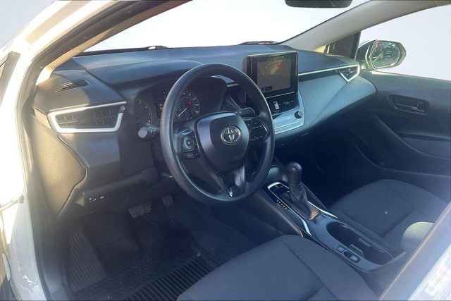 Used 2025 Toyota Corolla LE image 14