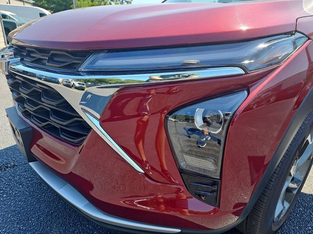 Used 2025 Chevrolet Trax LT w/ LT Convenience Package FWD image 66