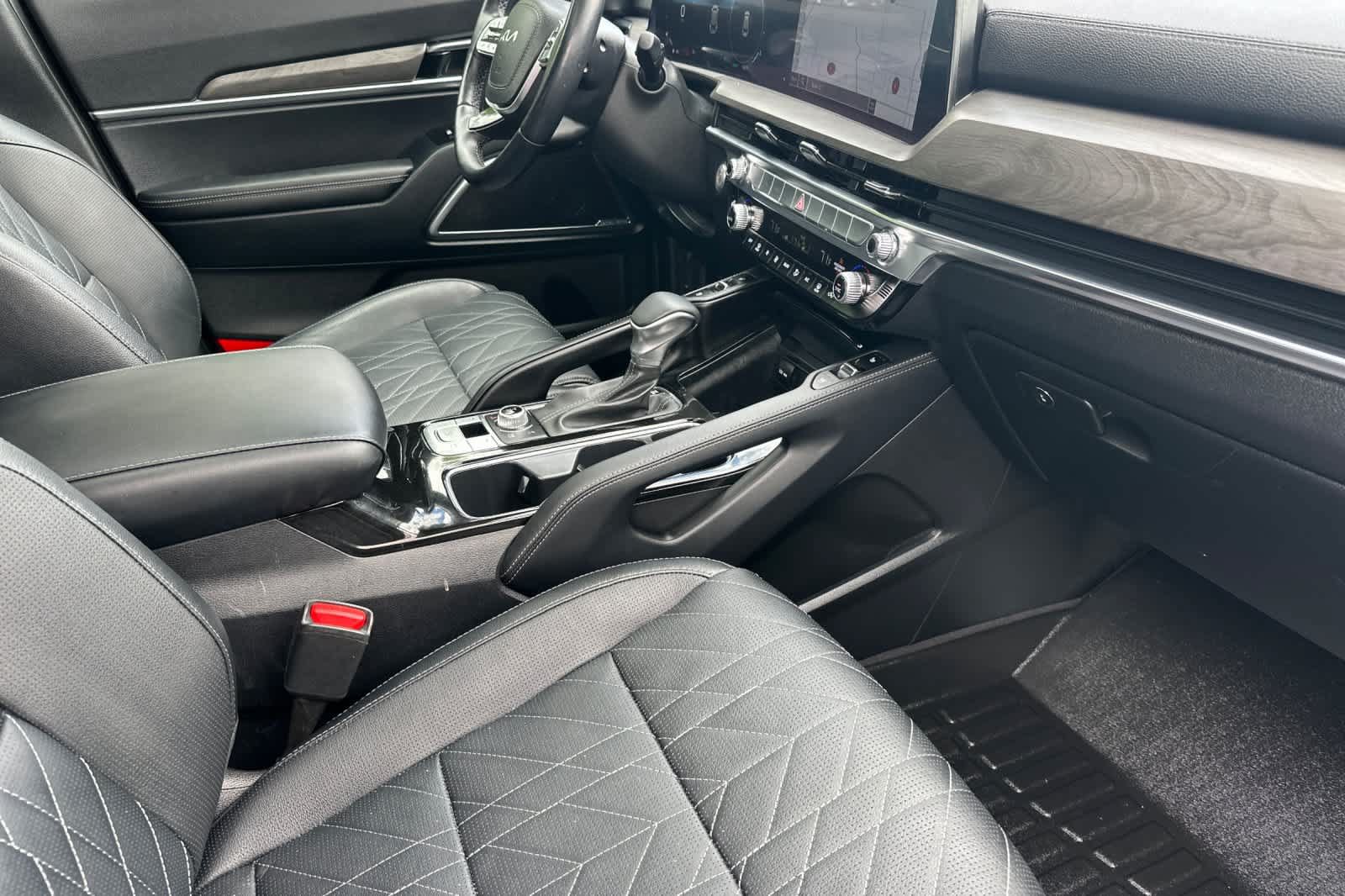 Used 2024 Kia Telluride SX X-Line AWD/4WD image 17