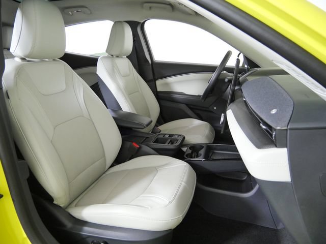 Certified 2025 Ford Mustang Mach-E Premium AWD/4WD image 13