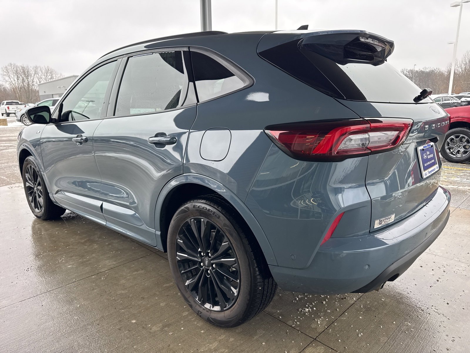 Certified 2024 Ford Escape ST-Line Elite w/ Premium Technology Package image 6