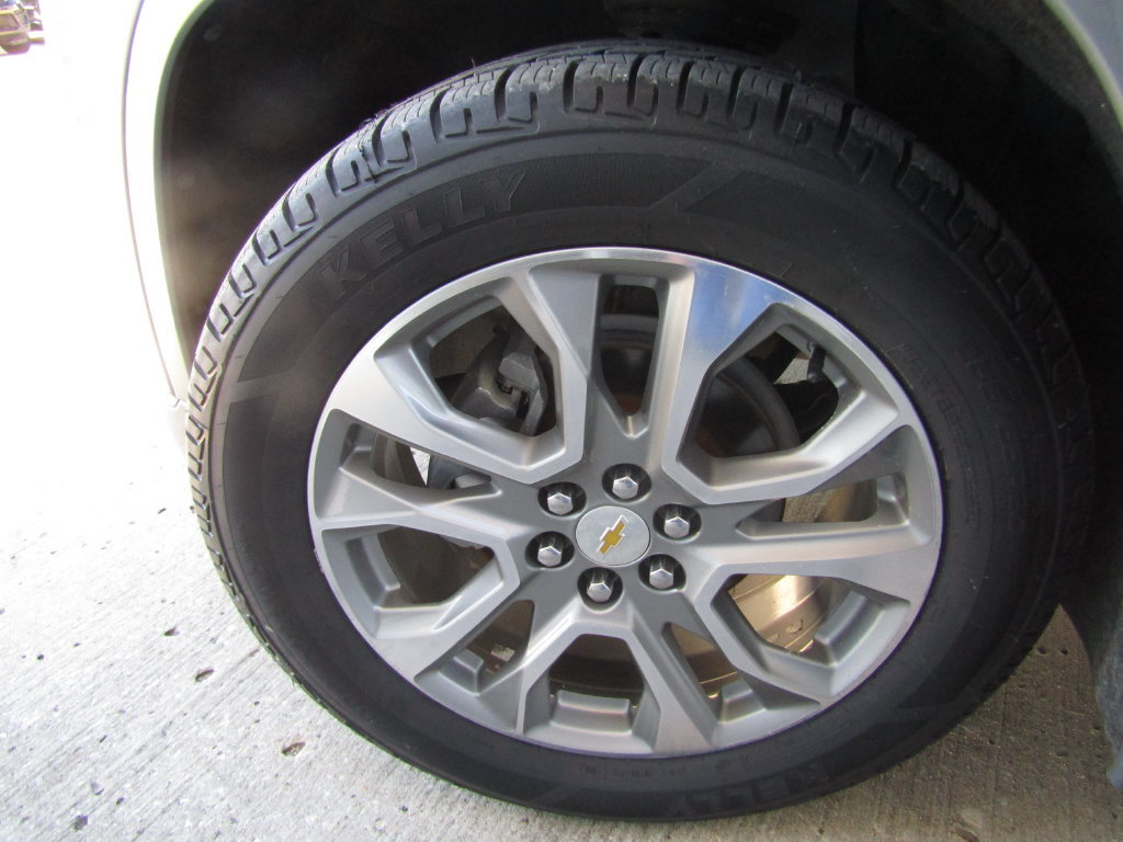 Used 2019 Chevrolet Traverse Premier AWD/4WD image 35