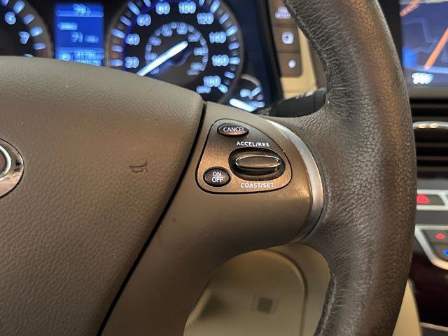 Used 2019 INFINITI Q70 Luxe image 23