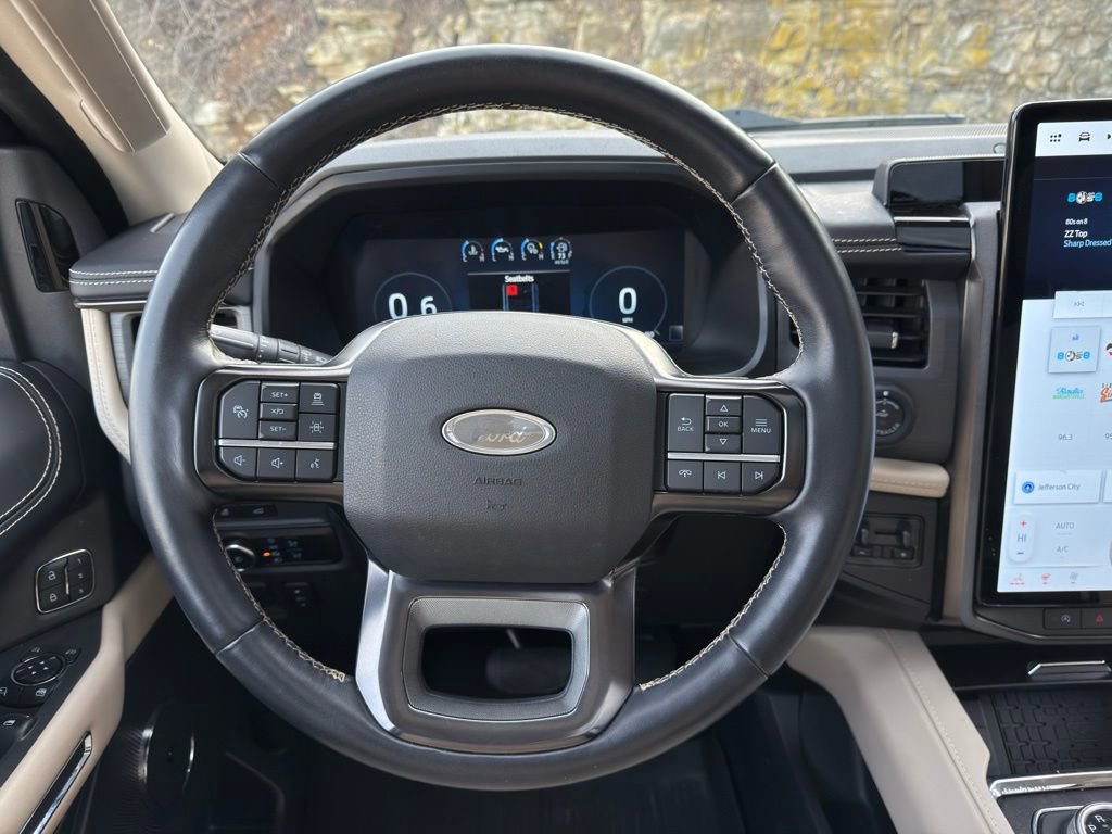 Certified 2023 Ford Expedition Platinum image 19