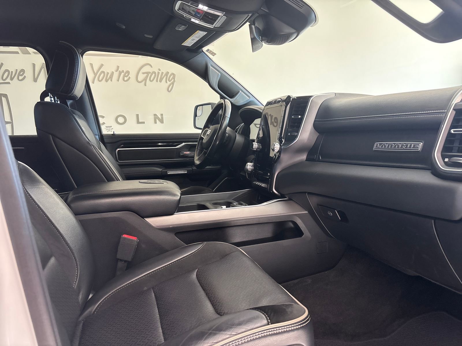 Used 2021 RAM 1500 Laramie AWD/4WD image 6