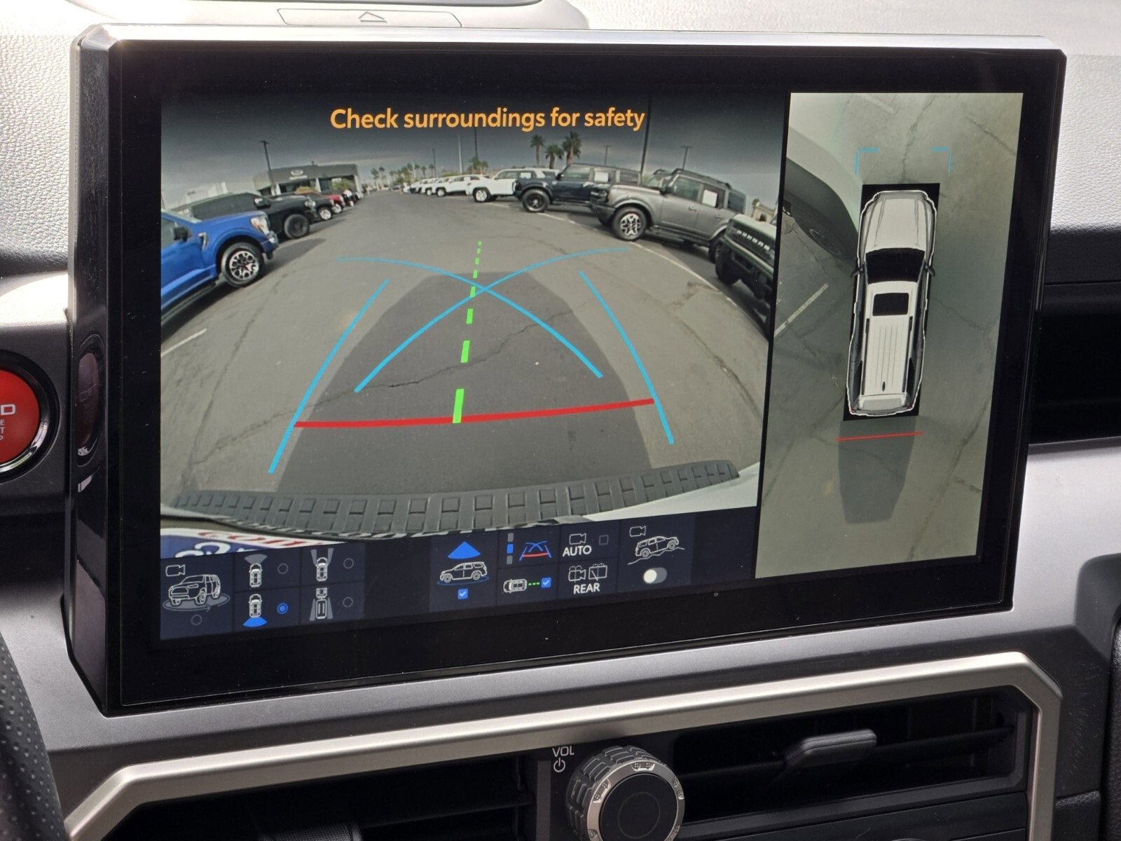 Used 2025 Toyota 4Runner TRD Off-Road Premium image 19