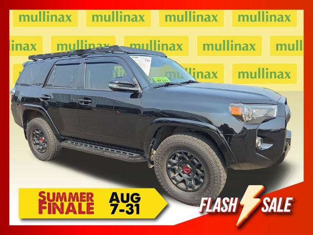 Used 2022 Toyota 4Runner SR5 Premium w/ Moonroof Package AWD/4WD image 1