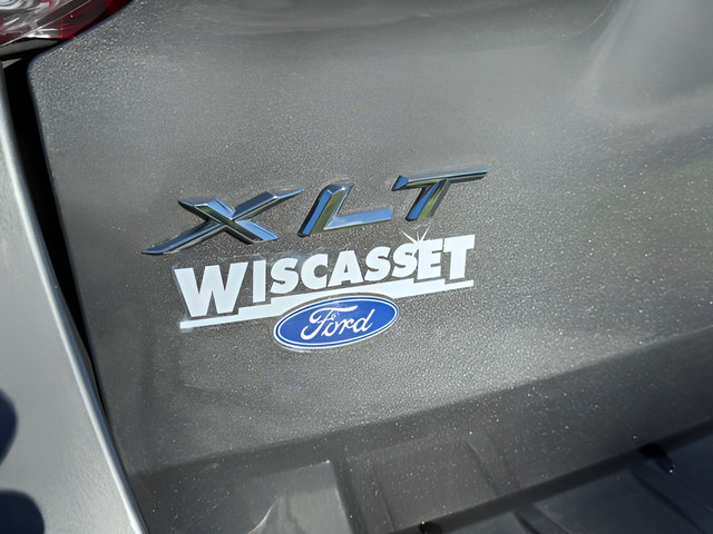 Certified 2022 Ford Explorer XLT w/ Equipment Group 202A AWD/4WD image 19