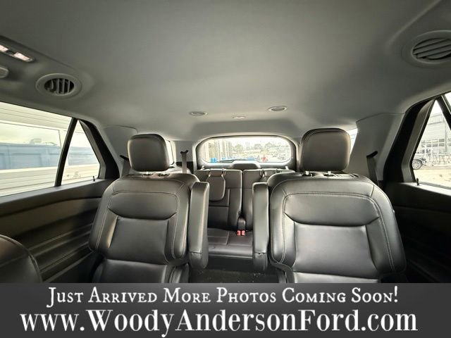 Certified 2022 Ford Explorer XLT w/ Equipment Group 202A image 7