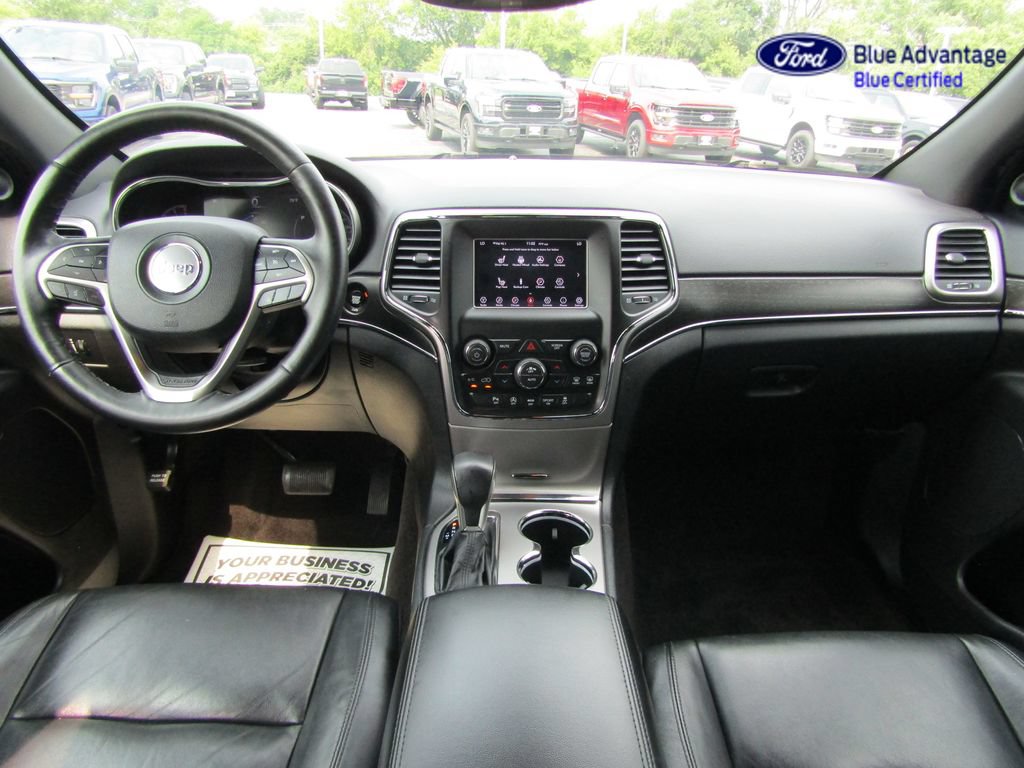 Used 2018 Jeep Grand Cherokee Limited AWD/4WD image 4
