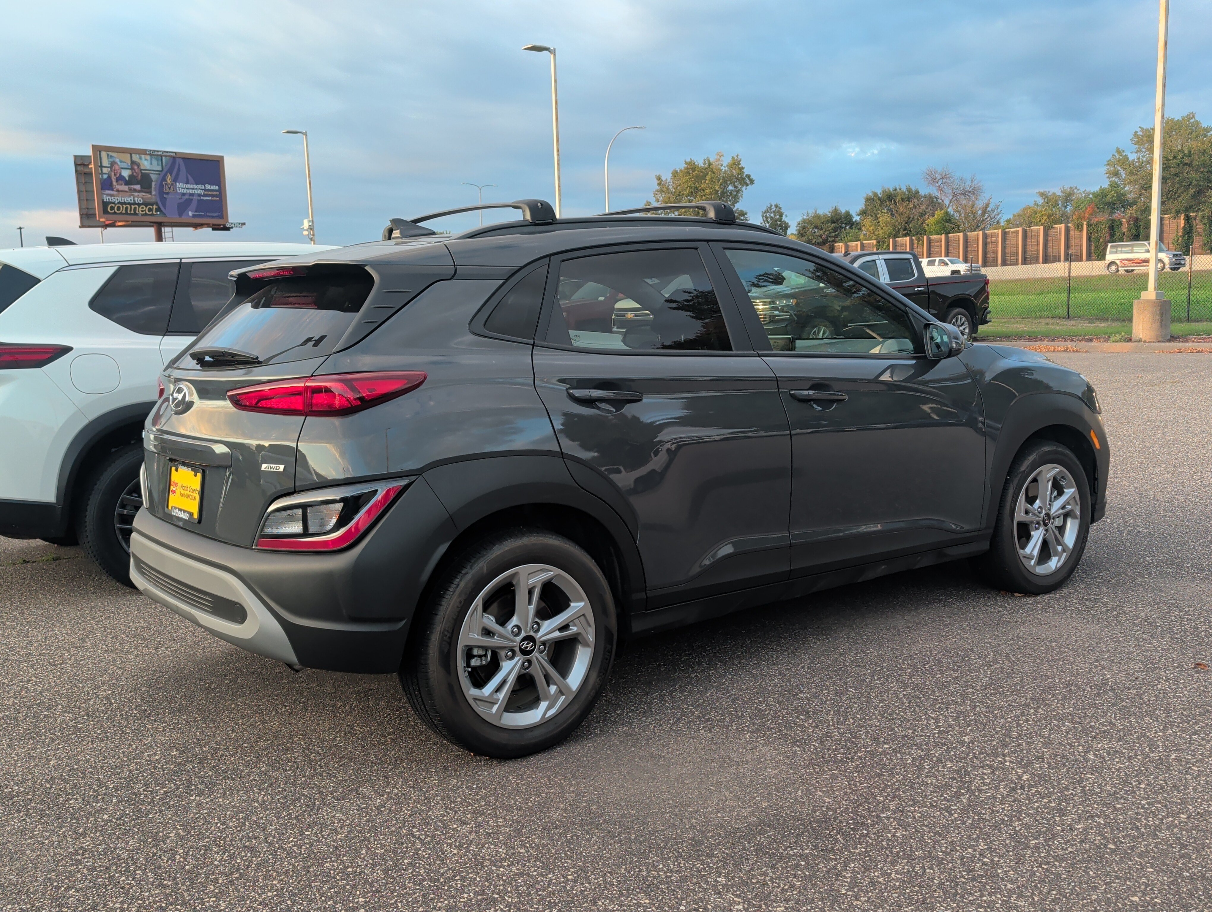 Used 2023 Hyundai Kona SEL w/ Convenience Package AWD/4WD image 6