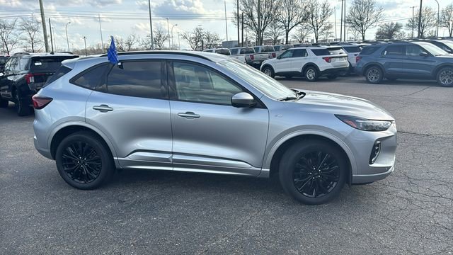 Certified 2023 Ford Escape ST-Line Elite image 6