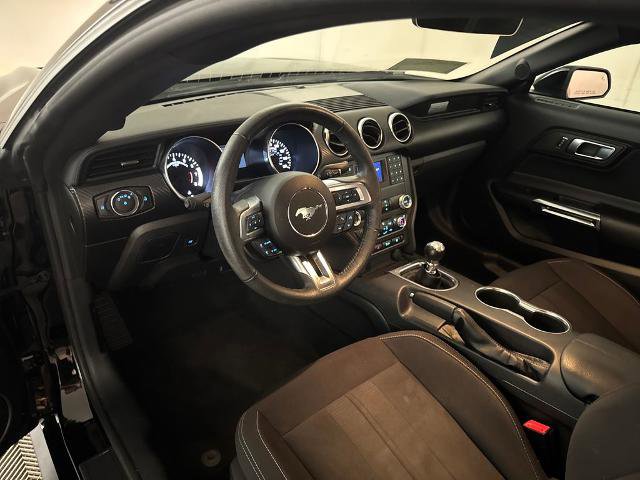 Certified 2023 Ford Mustang Coupe RWD image 5