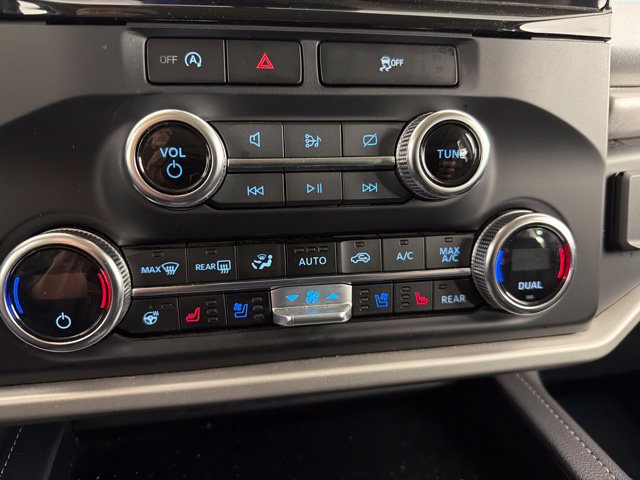 Certified 2024 Ford Expedition XLT RWD image 27