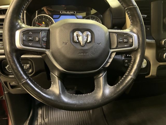 Used 2019 RAM 1500 Laramie AWD/4WD image 9