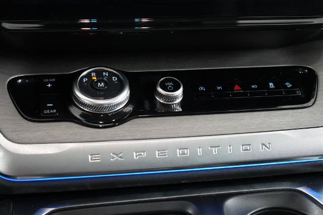 Certified 2025 Ford Expedition Max Platinum AWD/4WD image 28