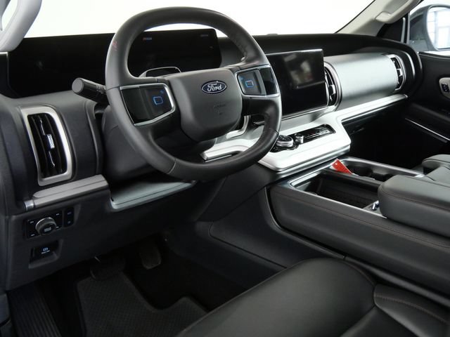 Certified 2025 Ford Expedition Max Active AWD/4WD image 16