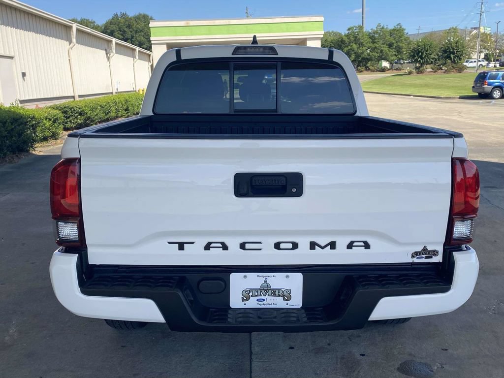Used 2023 Toyota Tacoma SR w/ SR Convenience Package RWD image 4