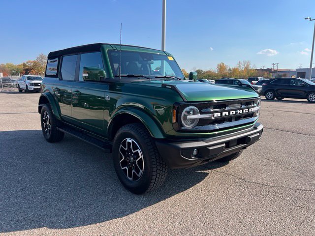 Certified 2024 Ford Bronco Outer Banks AWD/4WD image 3