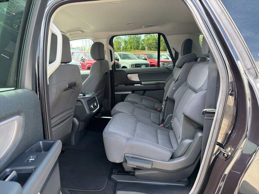 Certified 2025 Ford Expedition Max Active AWD/4WD image 14