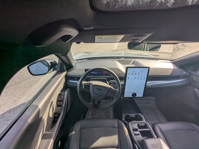 Certified 2025 Ford Mustang Mach-E GT image 34