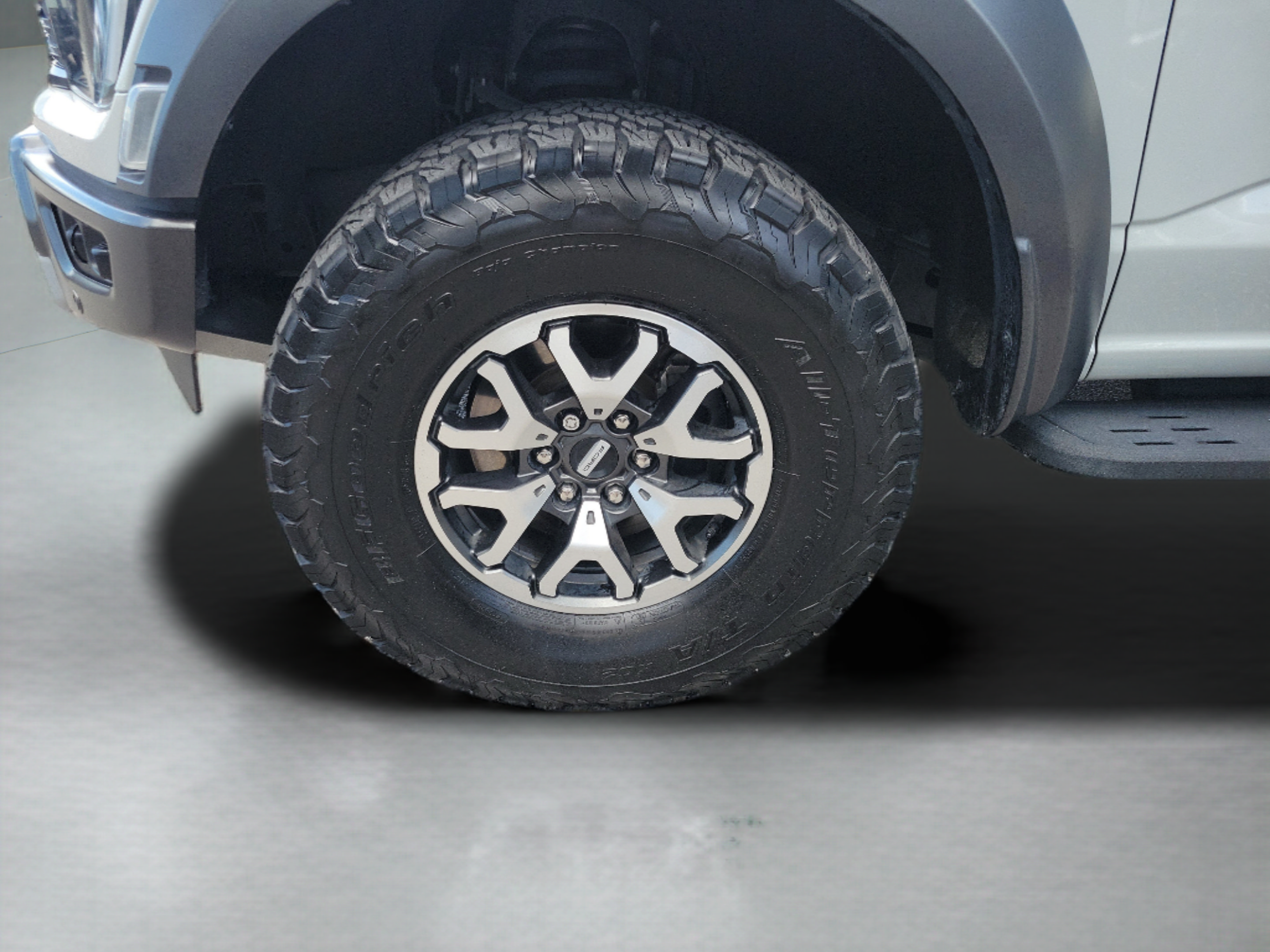 Certified 2023 Ford F150 Raptor AWD/4WD image 33