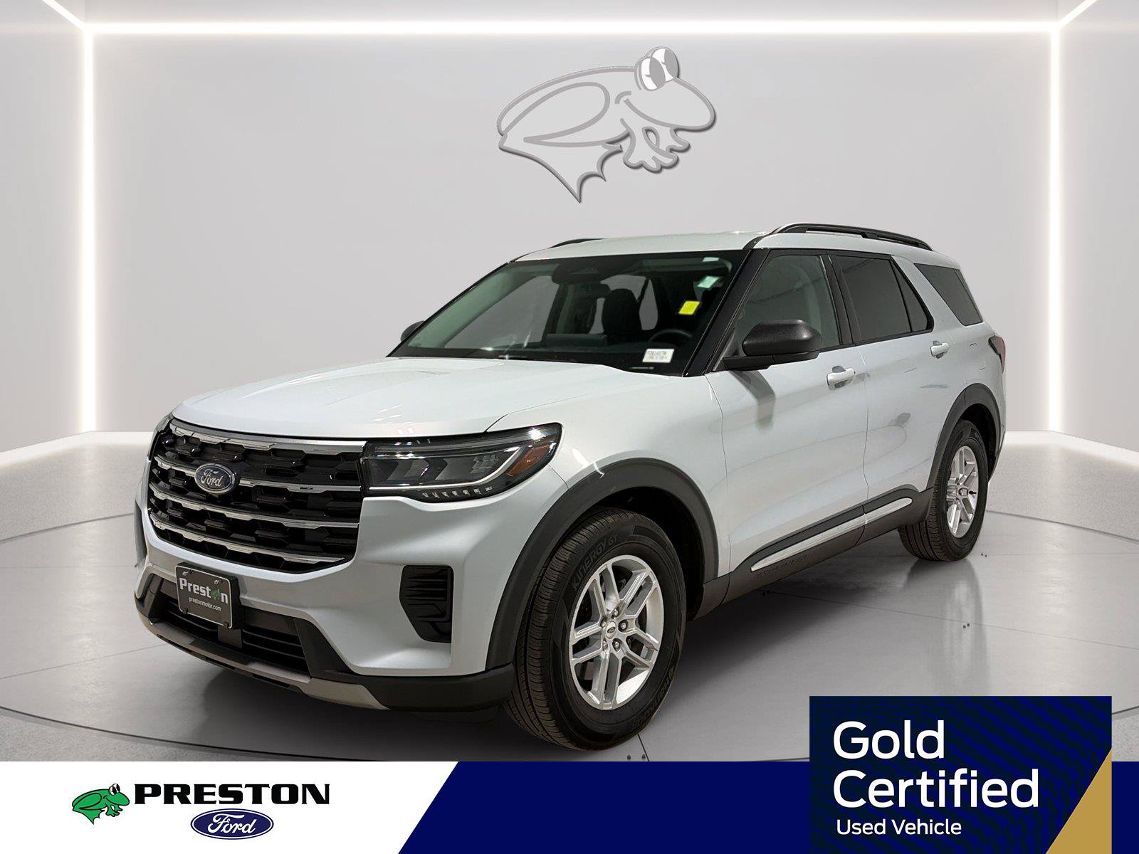Certified 2025 Ford Explorer Active RWD image 1