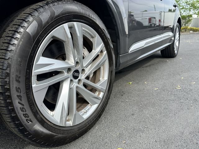 Used 2022 Audi Q7 3.0T Premium Plus w/ Premium Plus Package AWD/4WD image 12