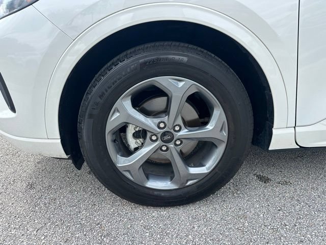 Certified 2024 Ford Escape ST-Line w/ Tech Pack #1 FWD image 29