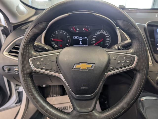 Used 2022 Chevrolet Malibu LT FWD image 18