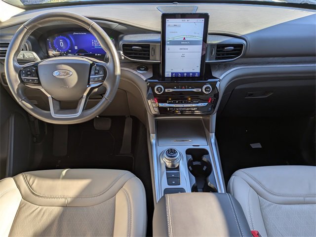 Certified 2023 Ford Explorer Platinum w/ Technology Package image 14