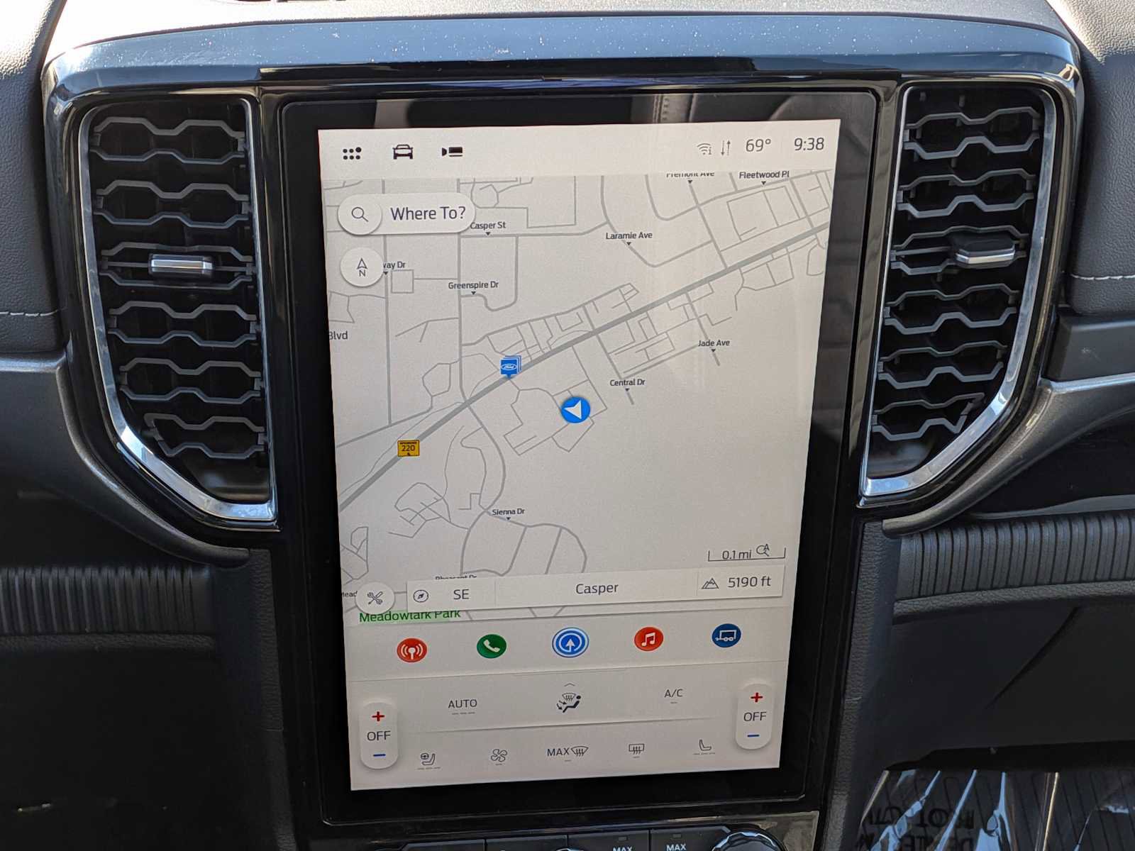 Certified 2024 Ford Ranger Lariat w/ FX4 Off-Road Package image 28