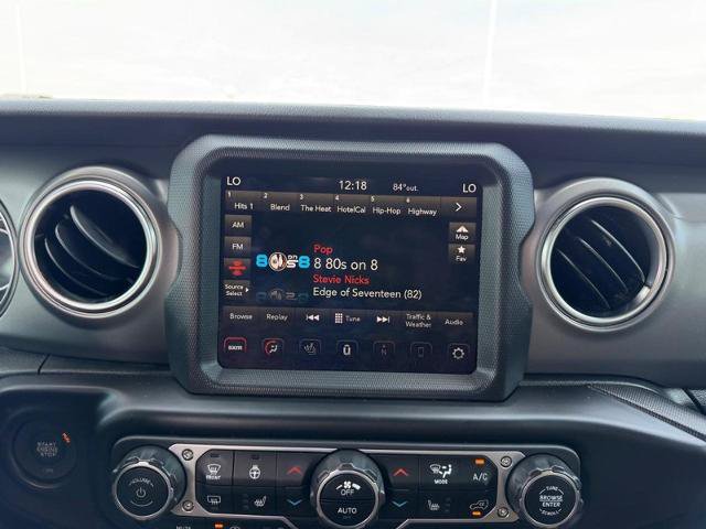 Used 2023 Jeep Gladiator Rubicon w/ LED Lighting Group AWD/4WD image 14