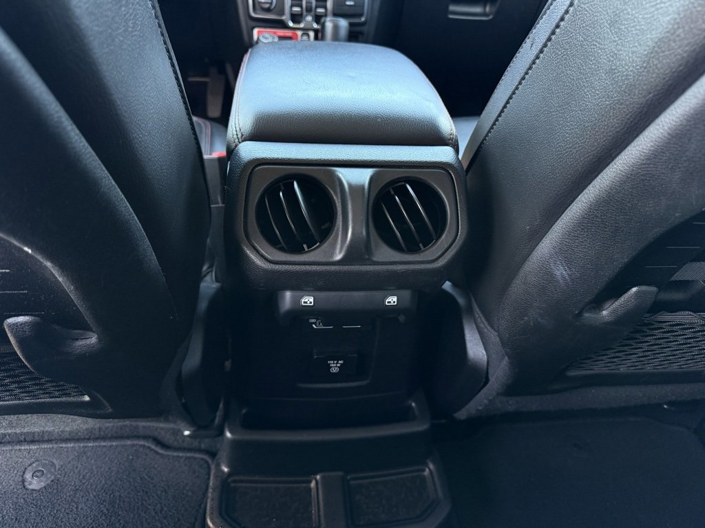 Used 2021 Jeep Wrangler Unlimited Rubicon w/ Cold Weather Group image 26